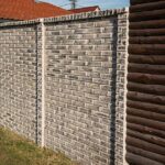 Betónový plot Sivá PT – celofarebný betón