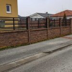 Betónový plot Bledo Hnedá + Čierna